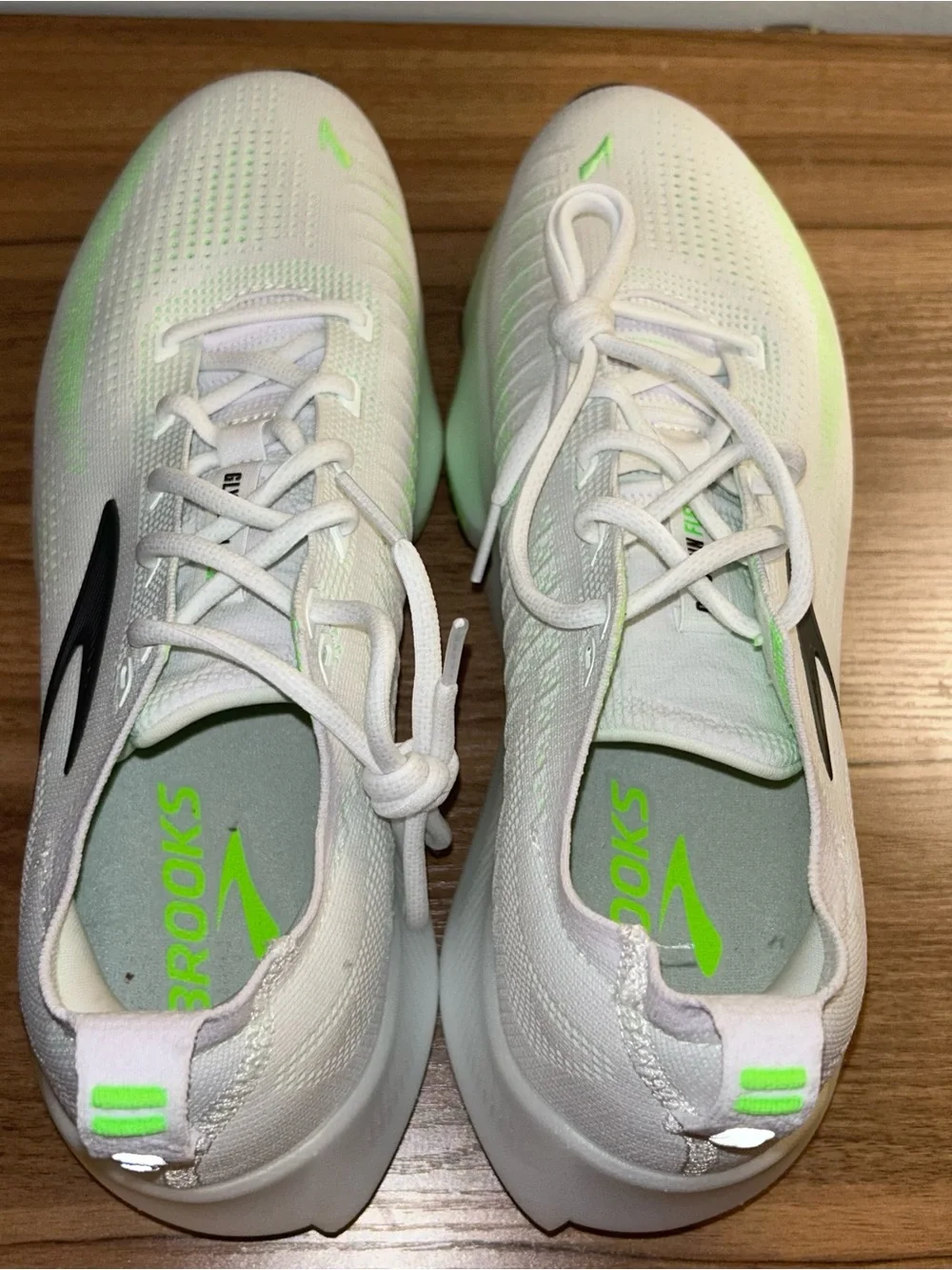 Brooks Glycerin Flex Mens Size 11 White Green Athletic Running Shoes Sneakers